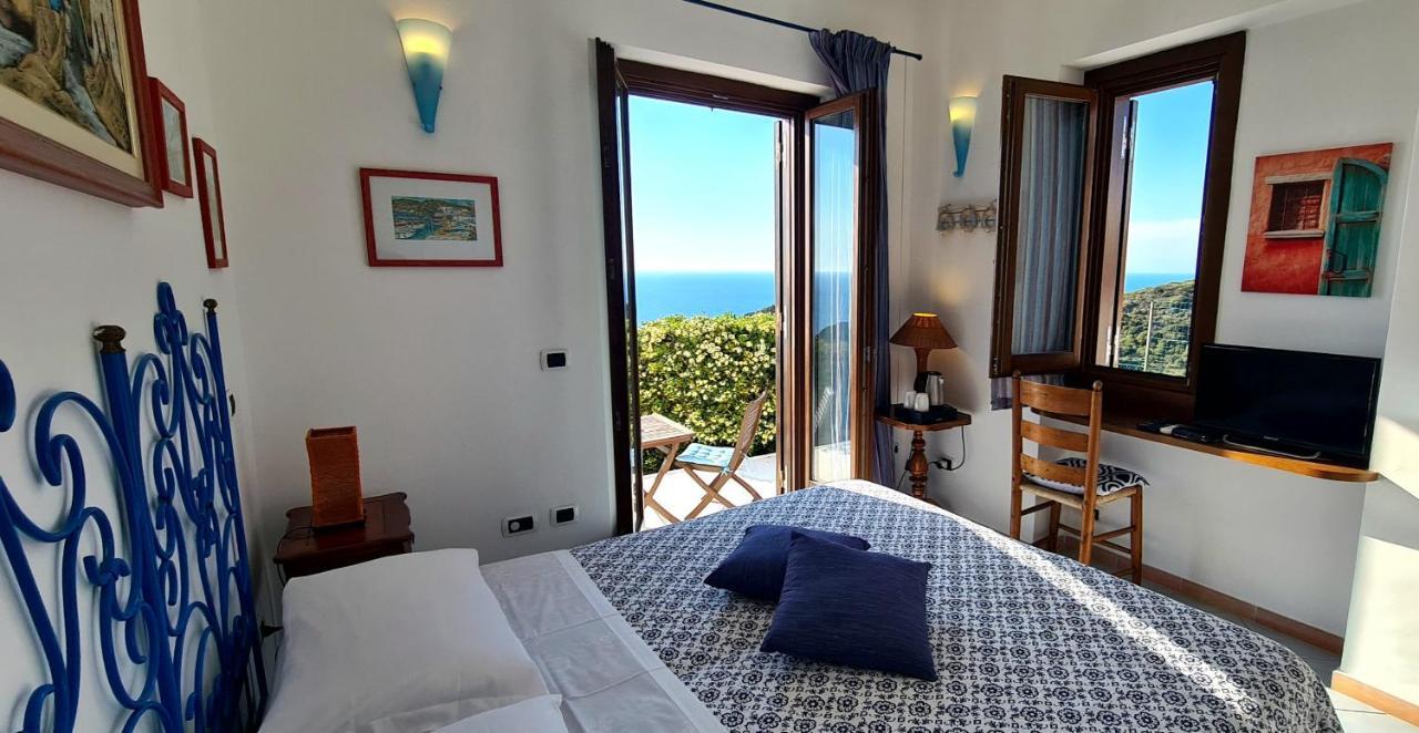 Guest House Villa Il Gabbiano Ponza Luaran gambar