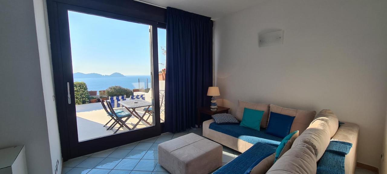 Guest House Villa Il Gabbiano Ponza Luaran gambar