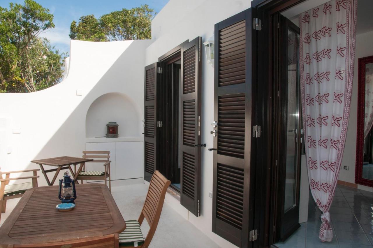 Guest House Villa Il Gabbiano Ponza Luaran gambar