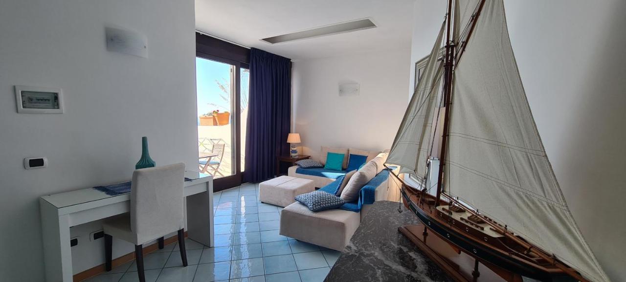 Guest House Villa Il Gabbiano Ponza Luaran gambar