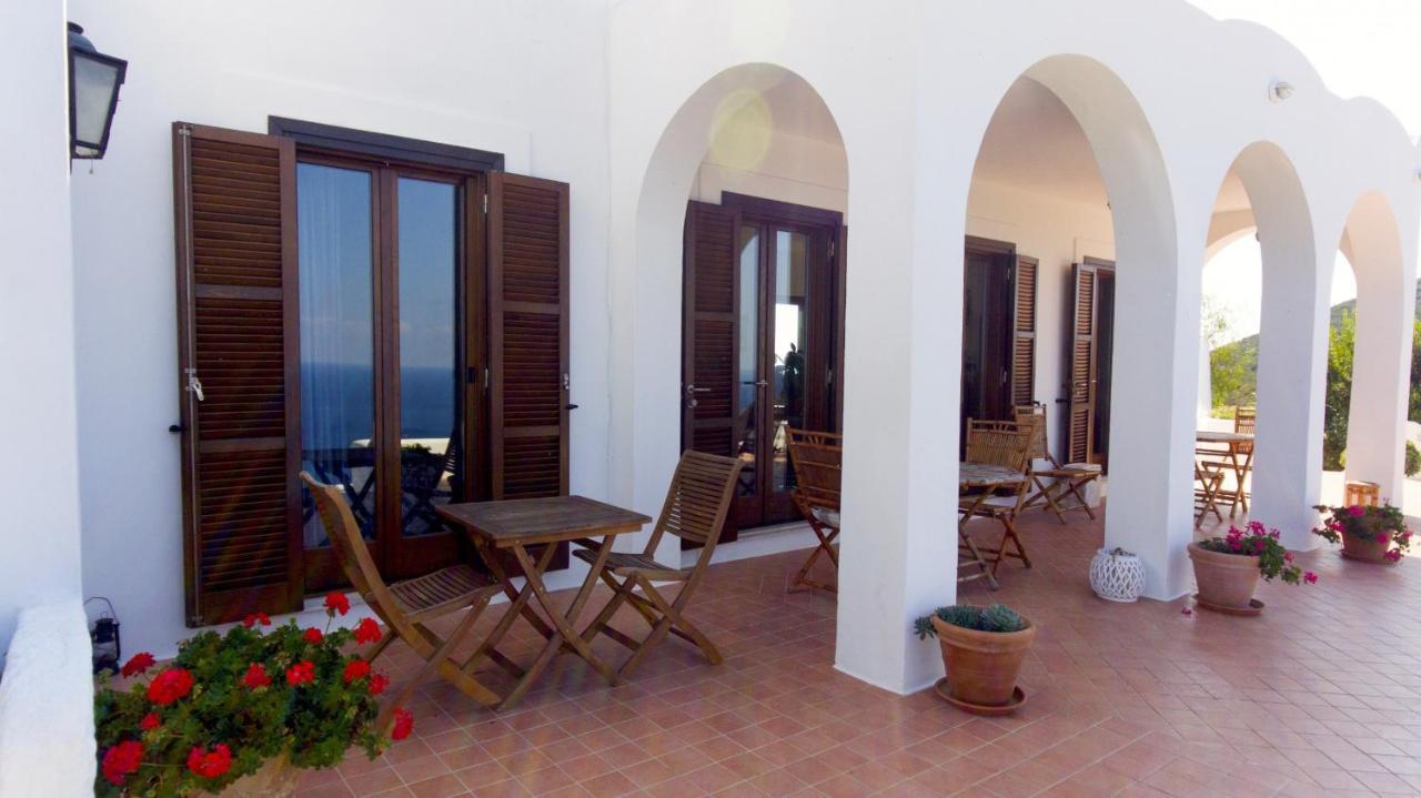 Guest House Villa Il Gabbiano Ponza Luaran gambar