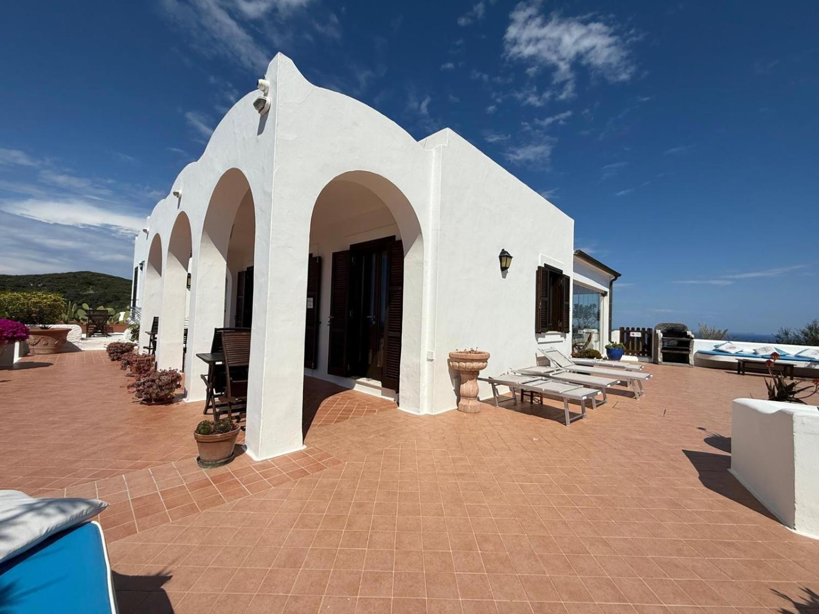 Guest House Villa Il Gabbiano Ponza Luaran gambar